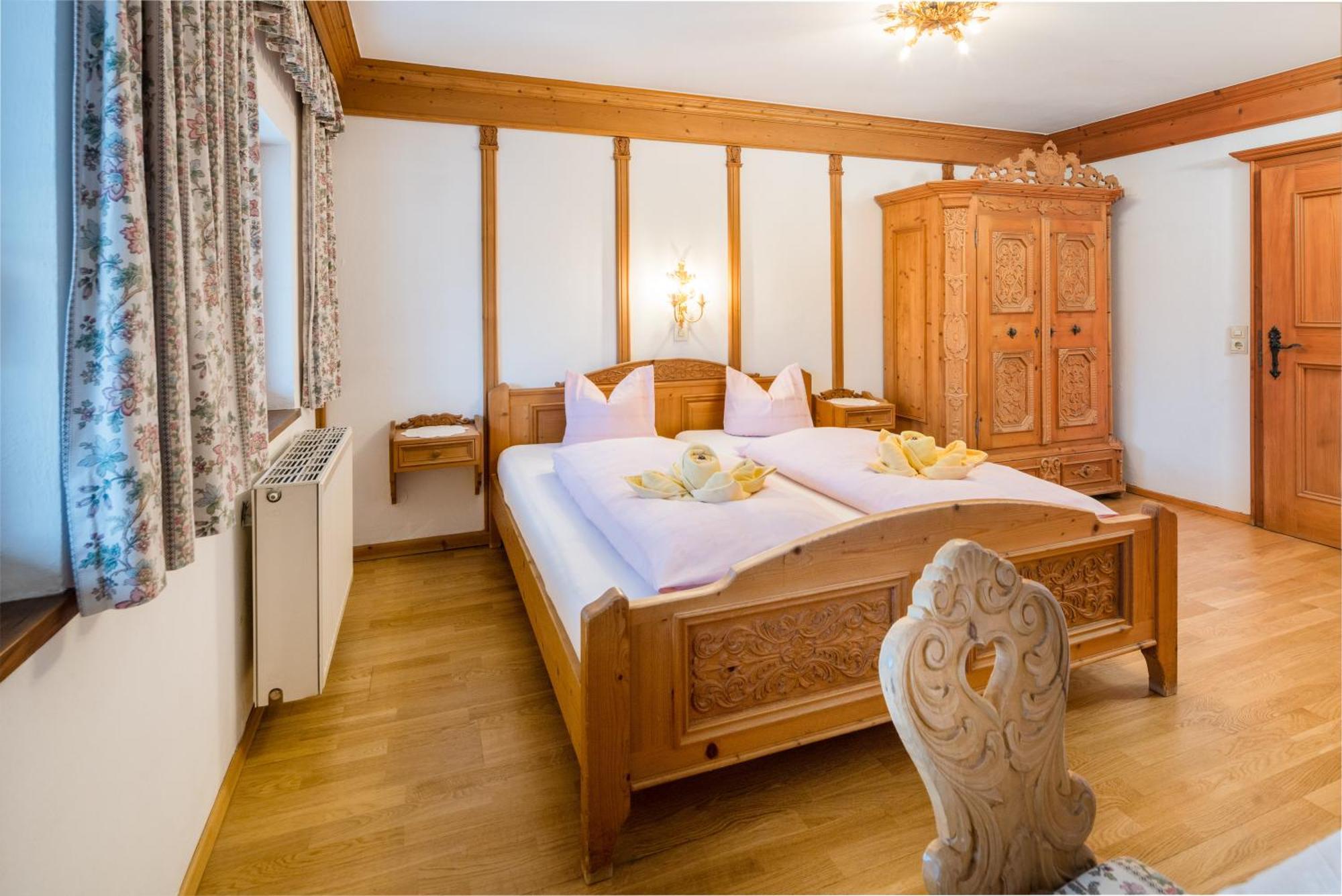 Pension Rainhof Kitzbuhel Exterior photo